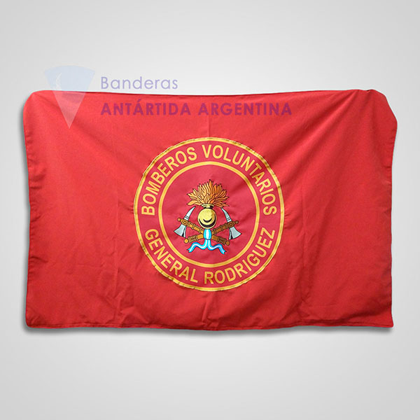 Bandera de Bomberos Voluntarios bordada y aplicada.